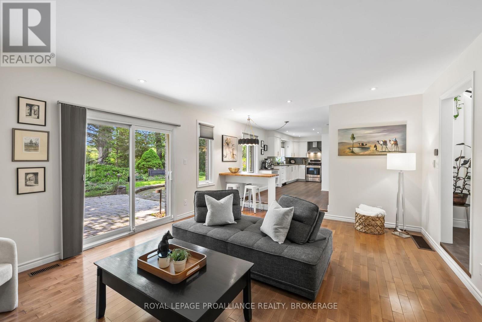 












612 RANKIN CRESCENT

,
Kingston (South of Taylor-Kidd Blvd),




Ontario
K7M7L4

