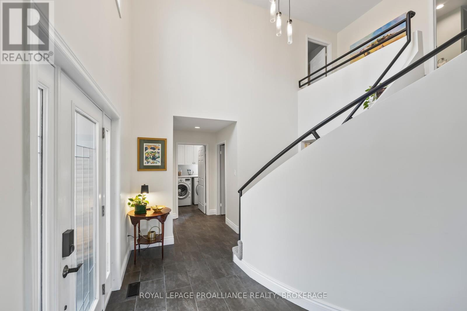 












612 RANKIN CRESCENT

,
Kingston (South of Taylor-Kidd Blvd),




Ontario
K7M7L4

