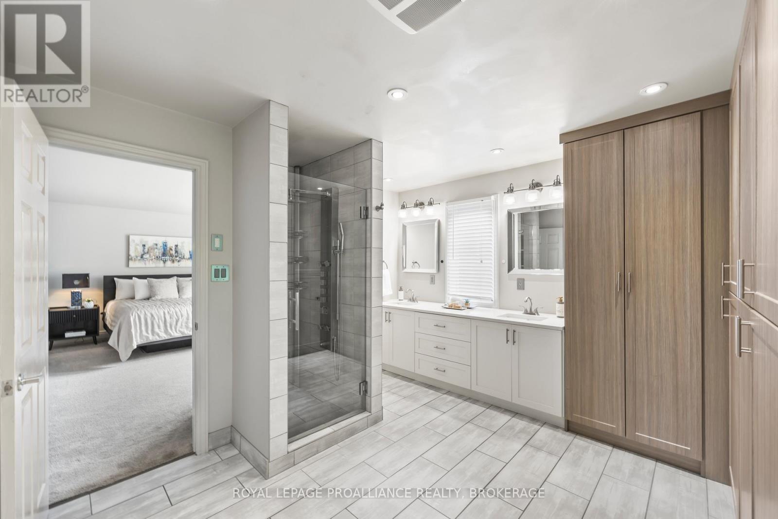 












612 RANKIN CRESCENT

,
Kingston (South of Taylor-Kidd Blvd),




Ontario
K7M7L4

