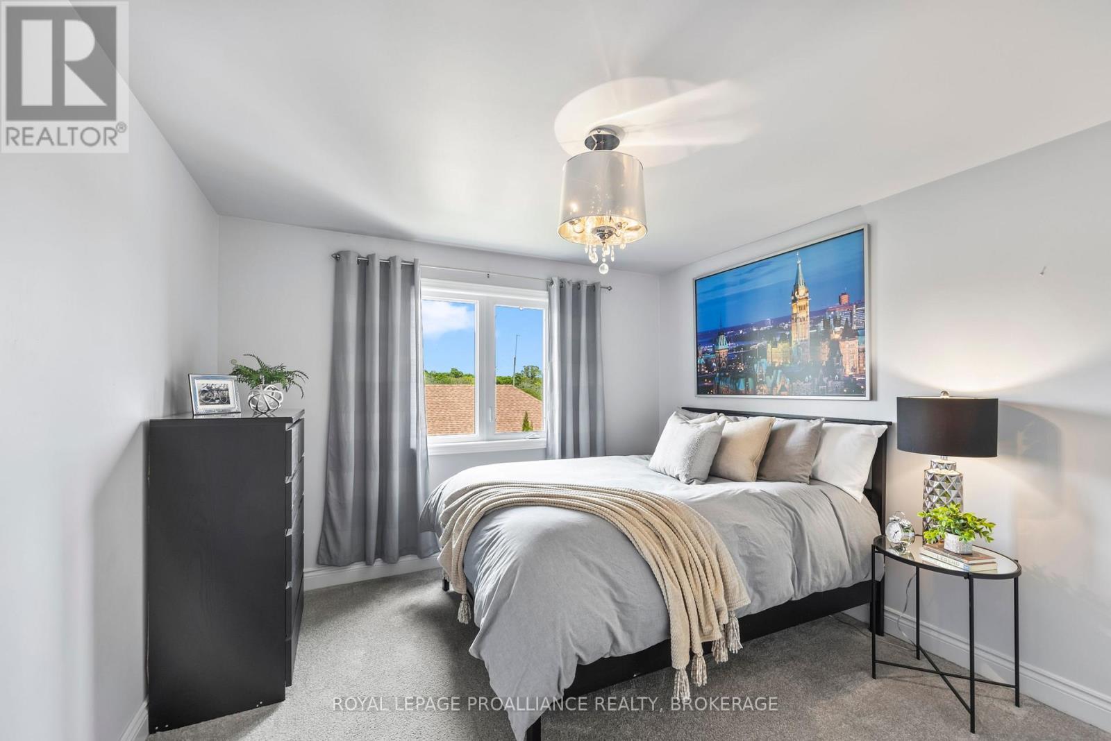 












612 RANKIN CRESCENT

,
Kingston (South of Taylor-Kidd Blvd),




Ontario
K7M7L4

