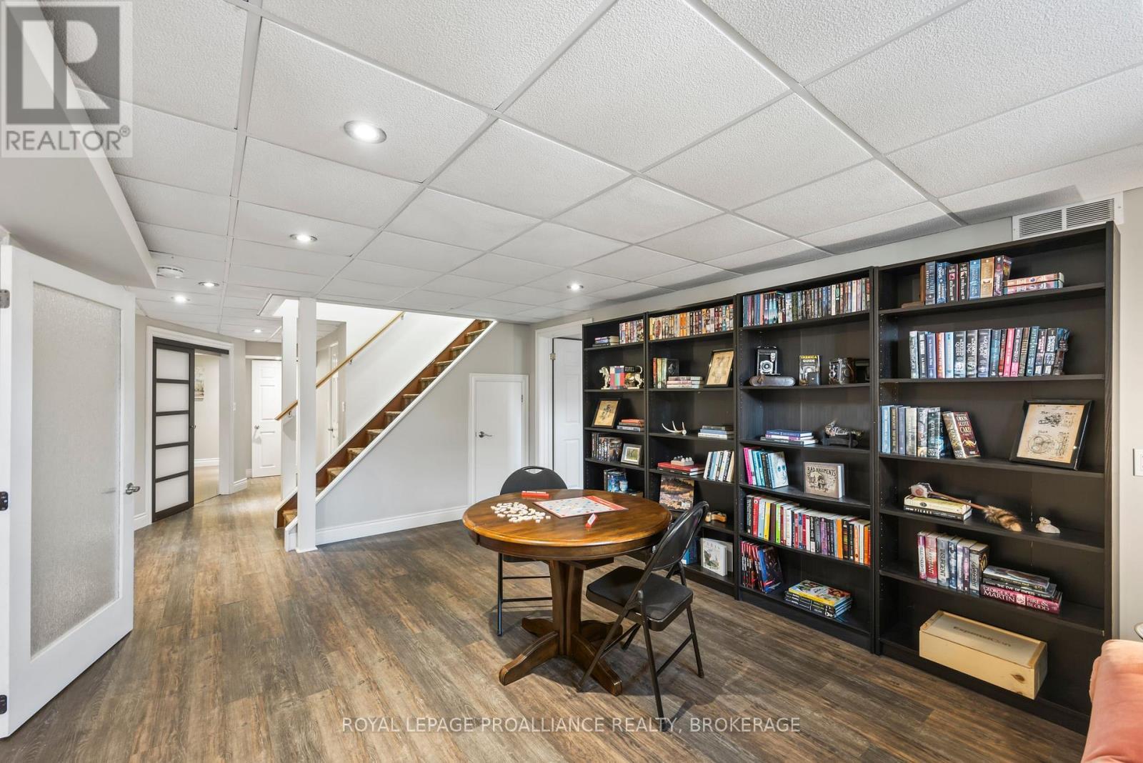 












612 RANKIN CRESCENT

,
Kingston (South of Taylor-Kidd Blvd),




Ontario
K7M7L4

