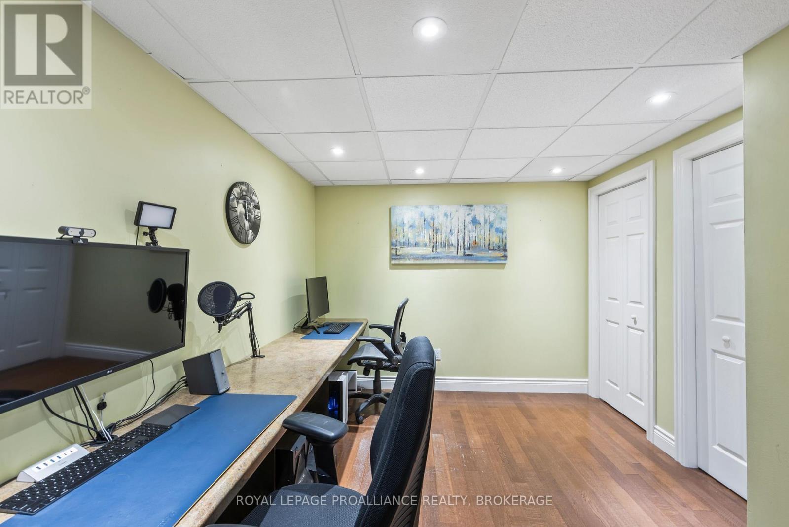 












612 RANKIN CRESCENT

,
Kingston (South of Taylor-Kidd Blvd),




Ontario
K7M7L4

