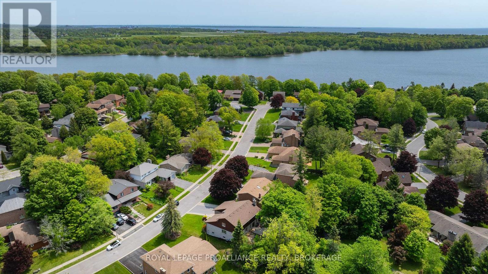 












612 RANKIN CRESCENT

,
Kingston (South of Taylor-Kidd Blvd),




Ontario
K7M7L4

