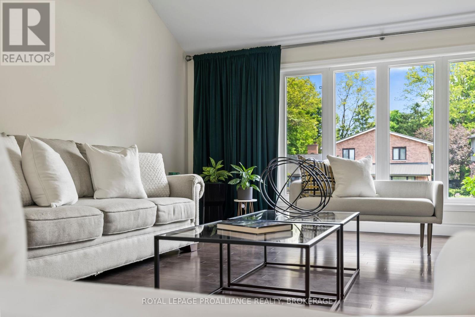 












612 RANKIN CRESCENT

,
Kingston (South of Taylor-Kidd Blvd),




Ontario
K7M7L4

