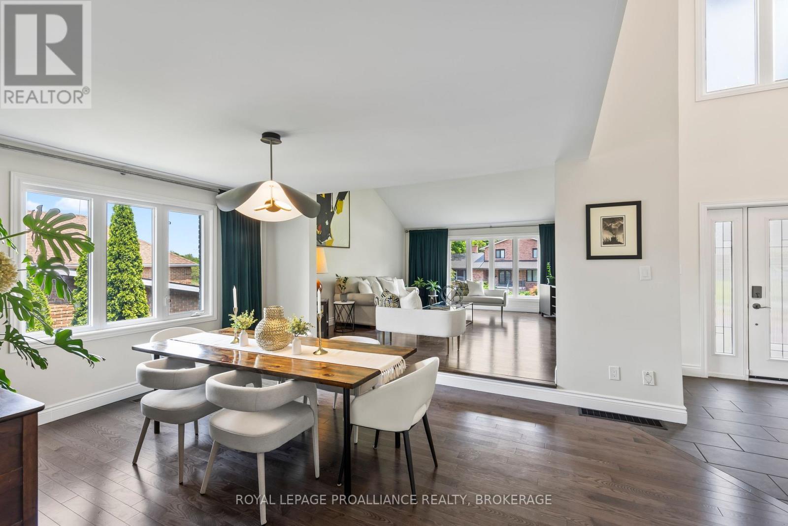 












612 RANKIN CRESCENT

,
Kingston (South of Taylor-Kidd Blvd),




Ontario
K7M7L4

