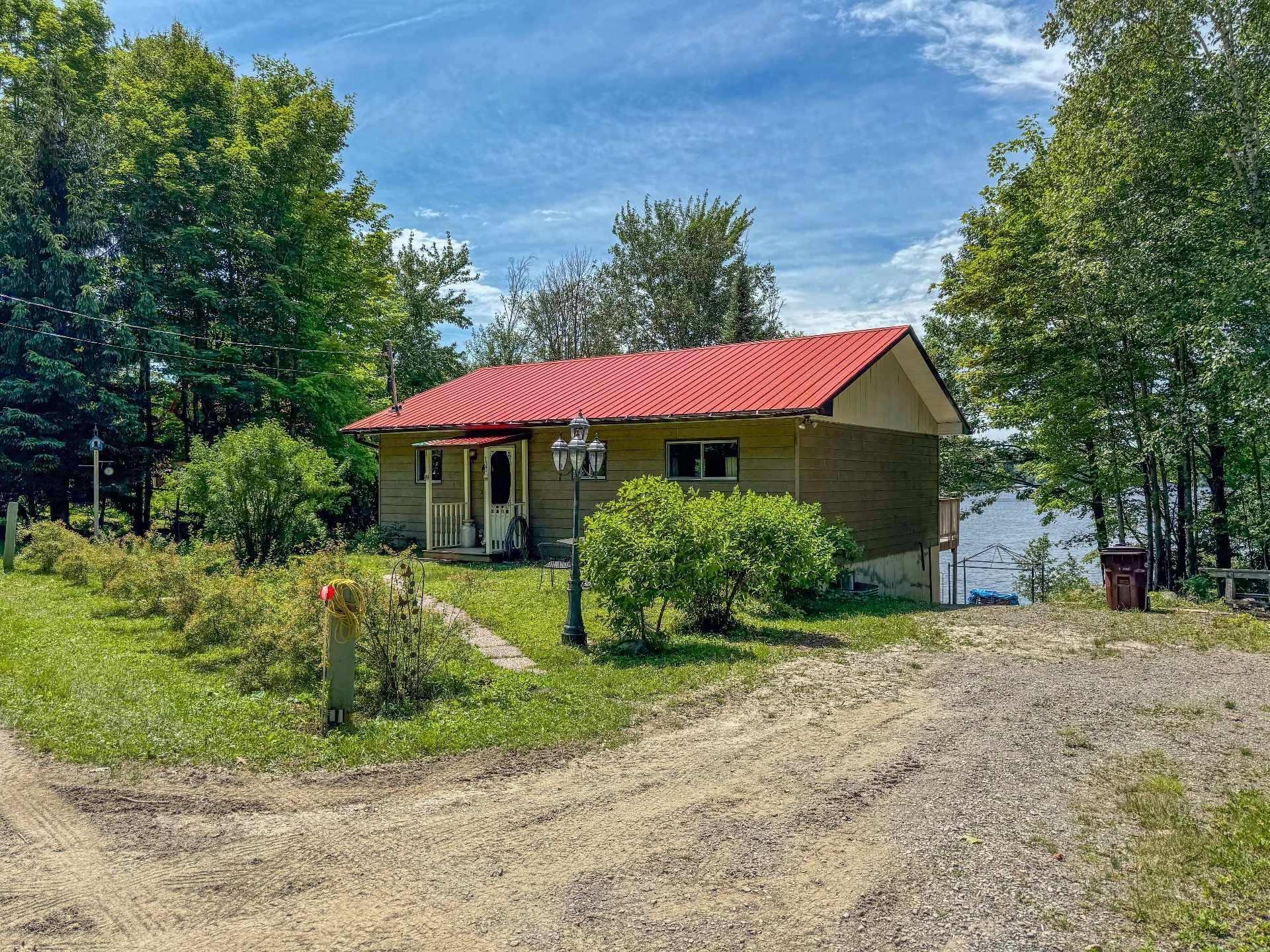 









137


Ch. Daniel-Stone

,
Brownsburg-Chatham,




QC
J8G1K4

