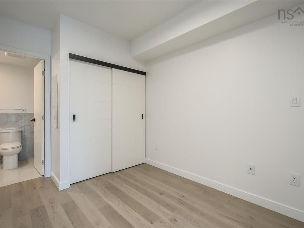 












902 1650 GRANVILLE Street

,
Halifax,




NS
B3J 0E1

