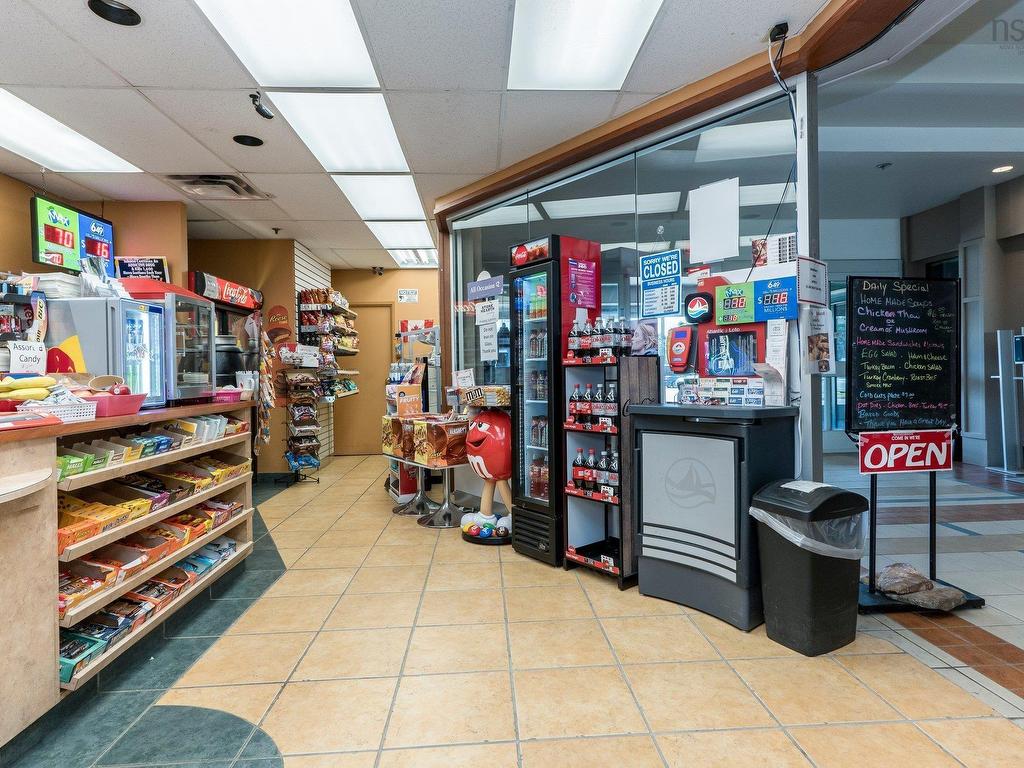 












Smoke Shop 7071 Bayers Road

,
Halifax,




NS
B3L 2C2

