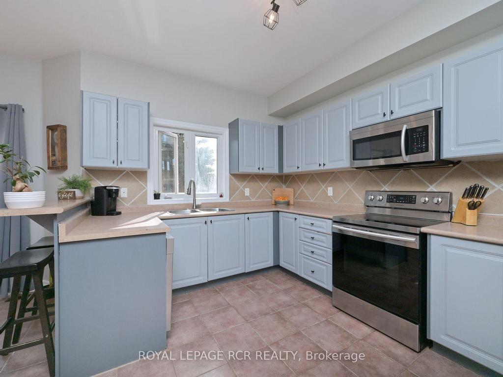 









24


Tascona

Court,
Barrie,




ON
L4M 0C5


