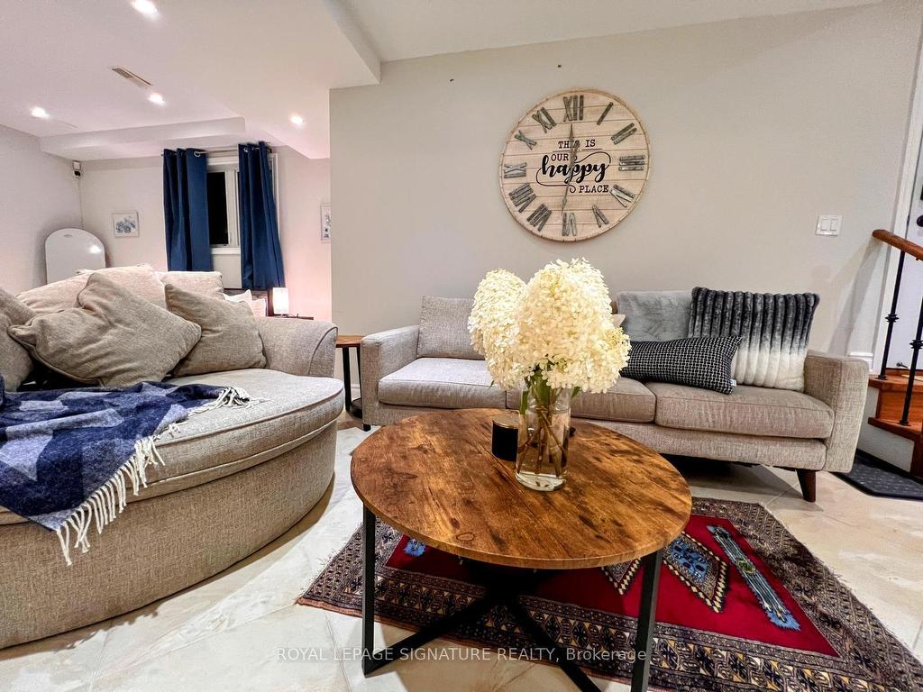 









167


Cherryhurst

Road, Lower,
Oakville,




ON
L6M 0W1

