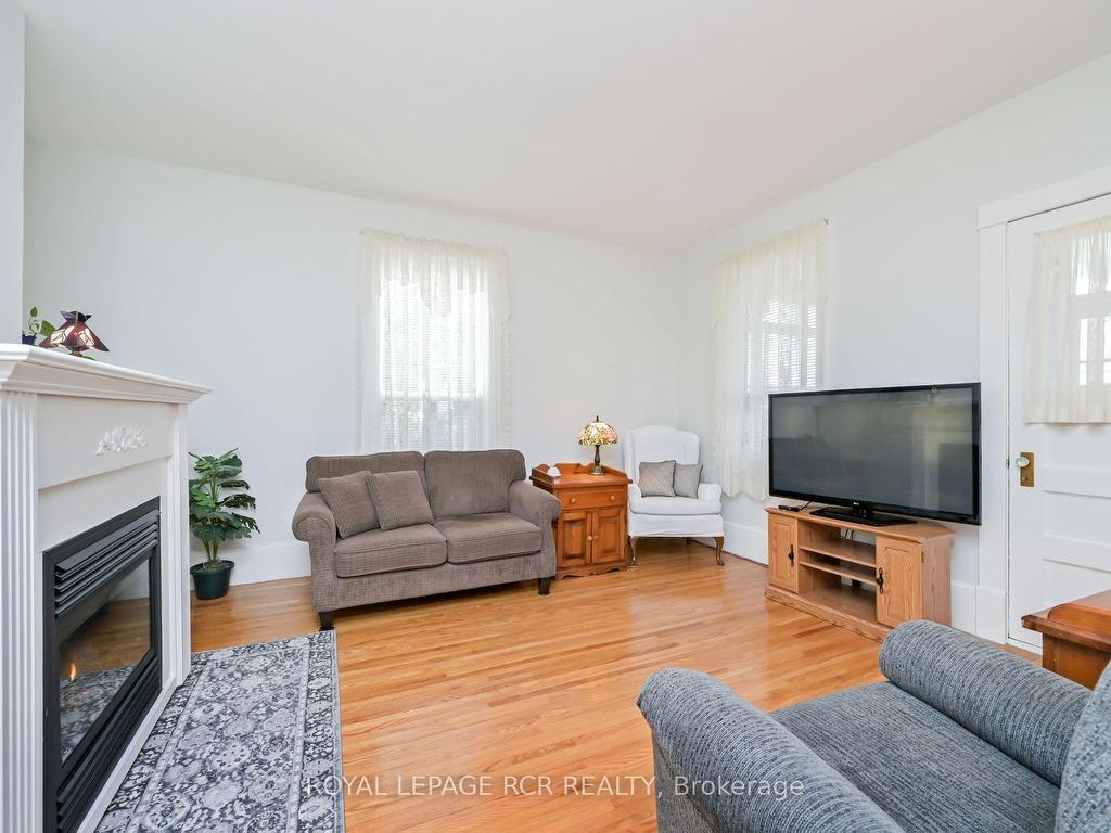 









51


Ontario

Street,
New Tecumseth,




ON
L9R 1H4

