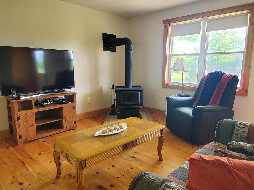 












41 Baseline Road

,
Harbourville,




NS
B0P 1E0

