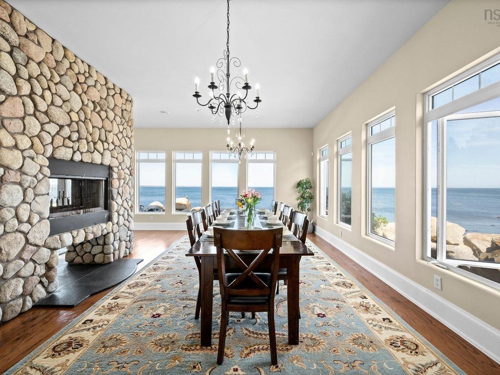 












446 Ketch Harbour Road

,
Bear Cove,




NS
B3V 1P7

