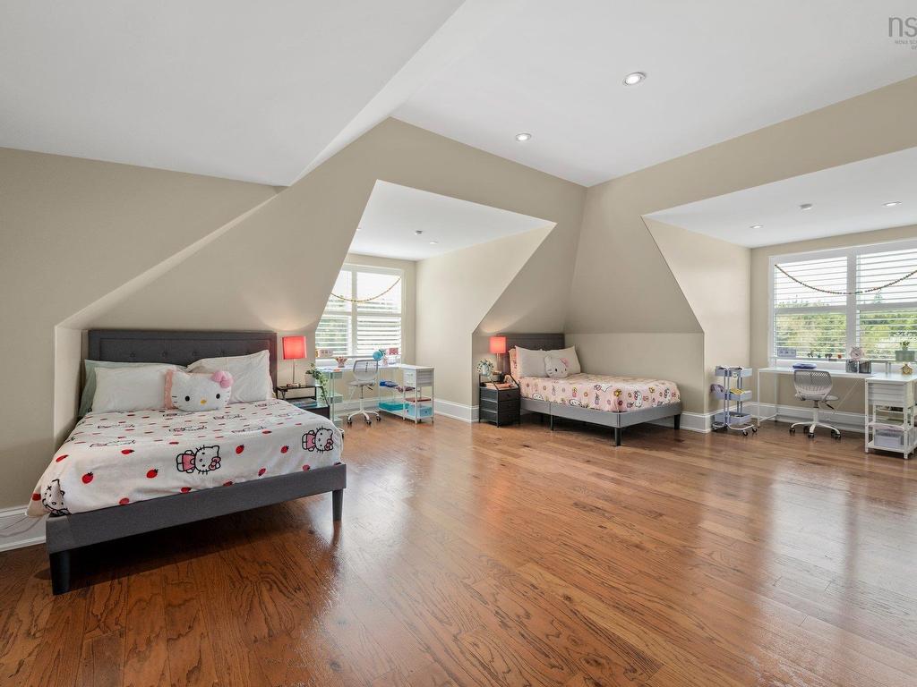 












446 Ketch Harbour Road

,
Bear Cove,




NS
B3V 1P7

