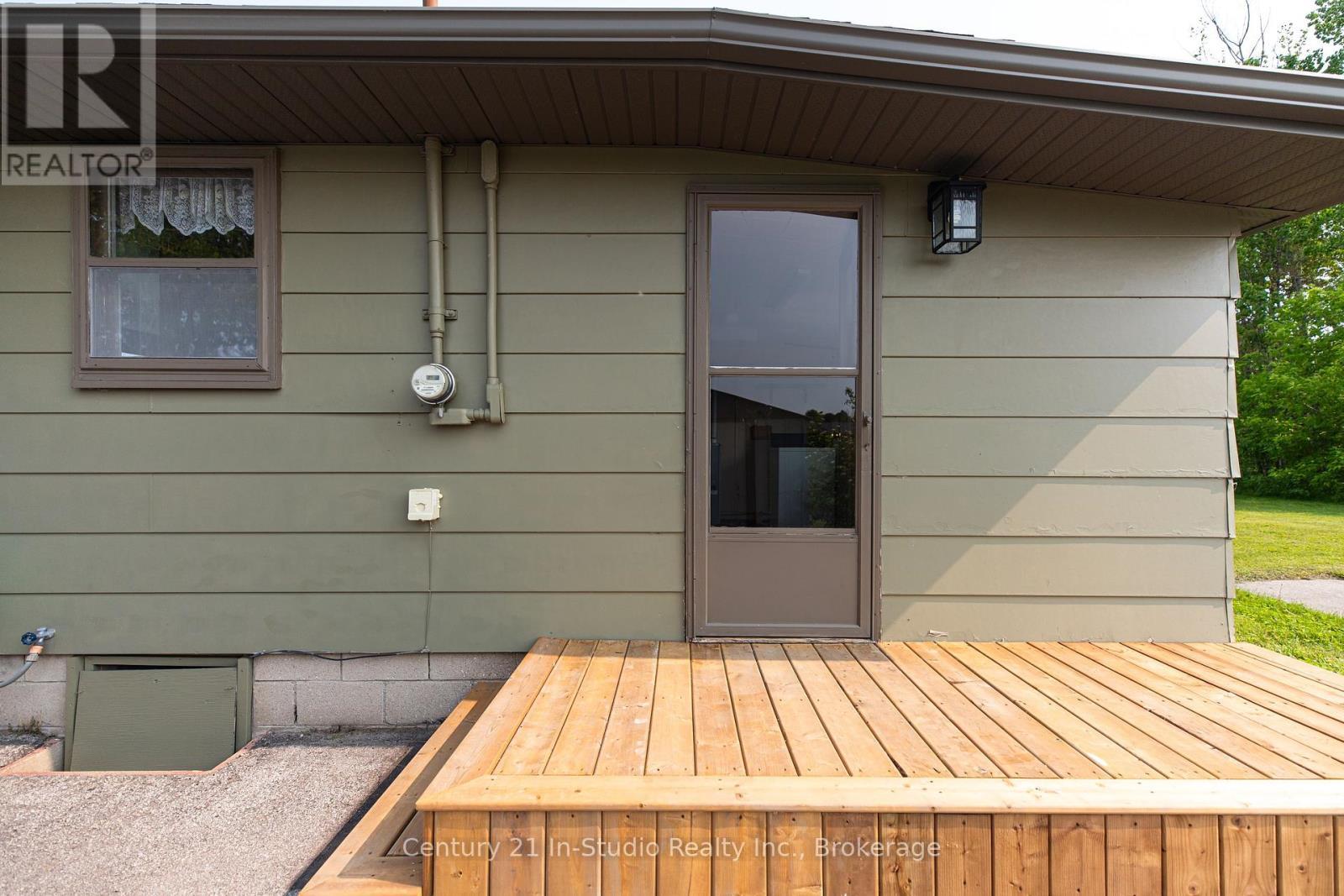 












75 TURNER STREET

,
Saugeen Shores,




Ontario
N0H2L0

