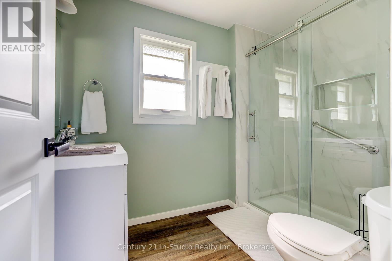 












75 TURNER STREET

,
Saugeen Shores,




Ontario
N0H2L0

