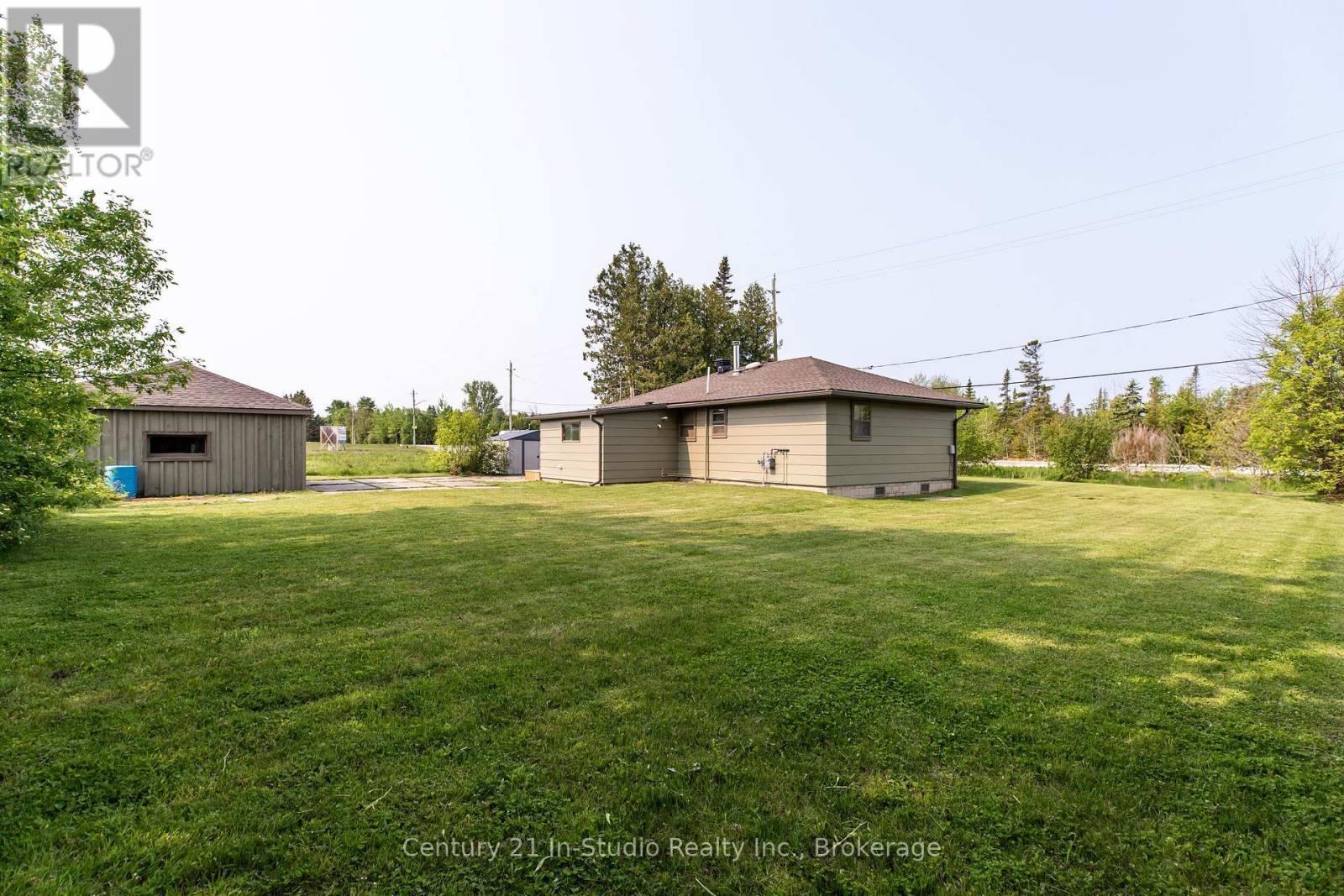 












75 TURNER STREET

,
Saugeen Shores,




Ontario
N0H2L0

