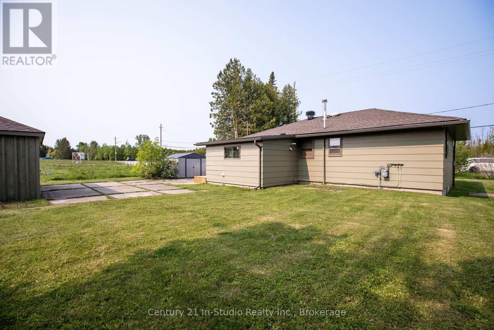 












75 TURNER STREET

,
Saugeen Shores,




Ontario
N0H2L0

