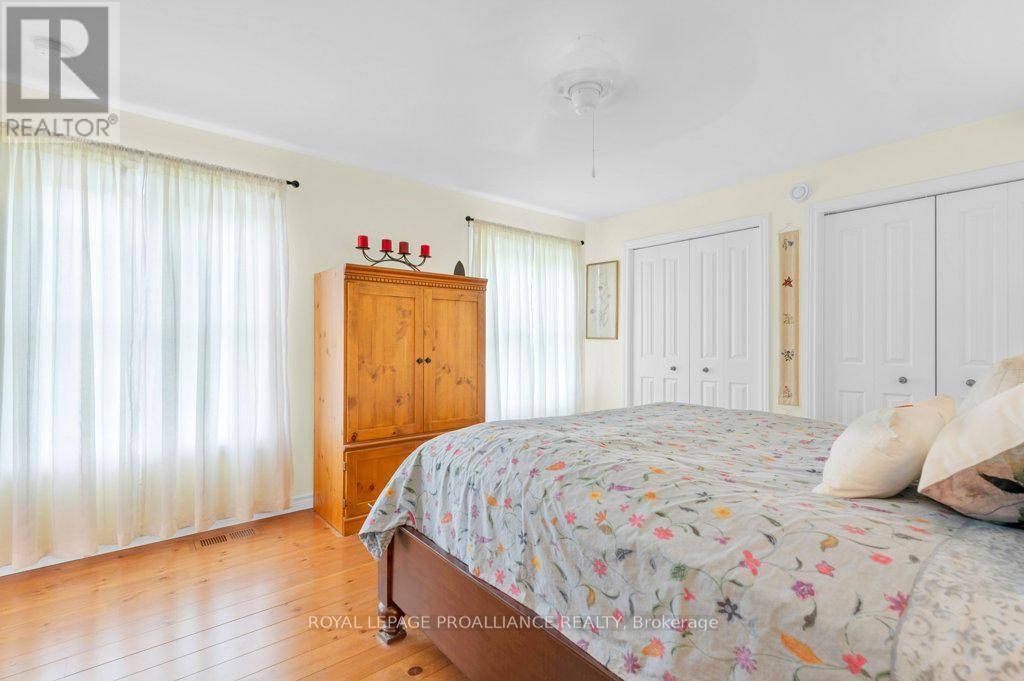 












5 QUAIL RIDGE LANE

,
Centre Hastings,




Ontario
K0K2K0

