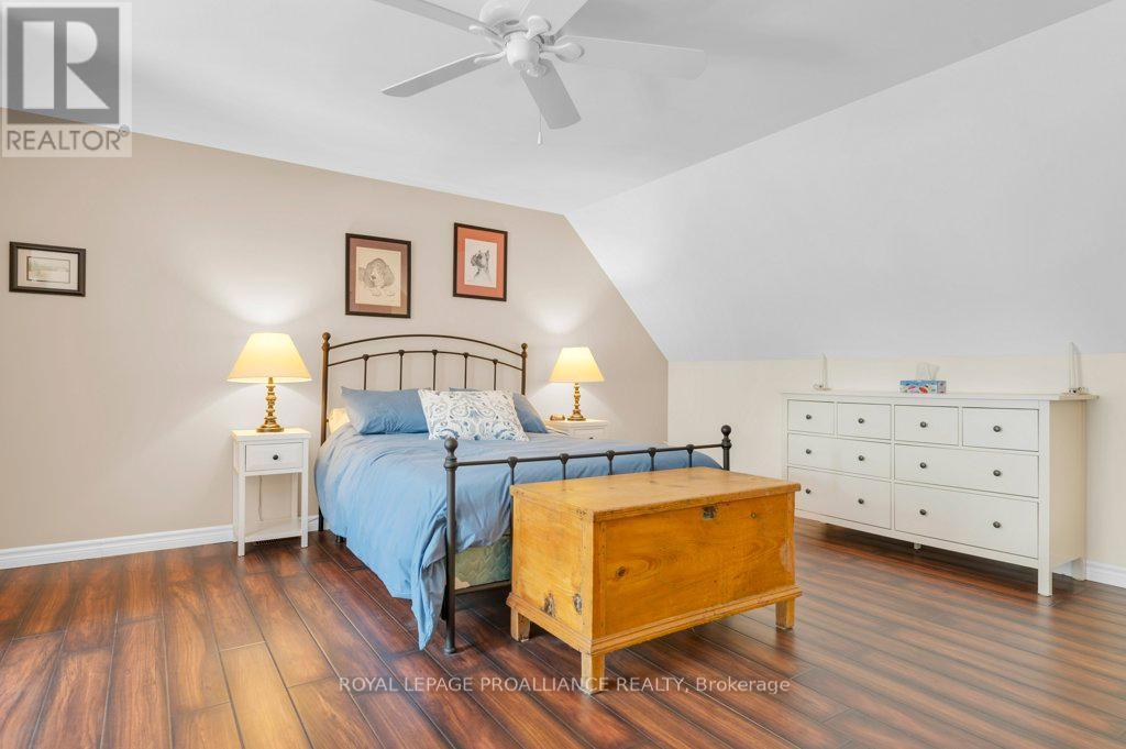 












5 QUAIL RIDGE LANE

,
Centre Hastings,




Ontario
K0K2K0

