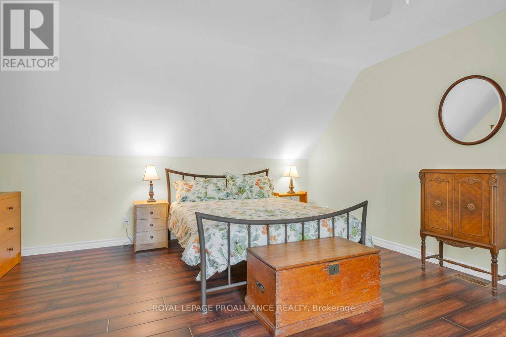 












5 QUAIL RIDGE LANE

,
Centre Hastings,




Ontario
K0K2K0

