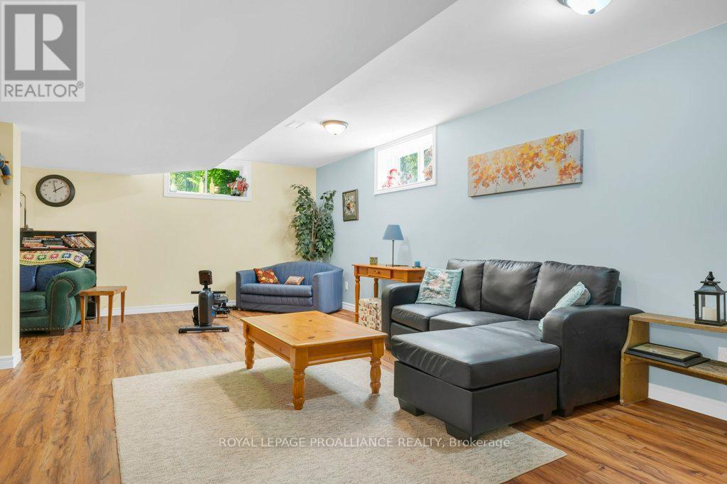 












5 QUAIL RIDGE LANE

,
Centre Hastings,




Ontario
K0K2K0

