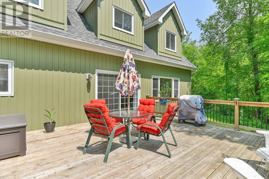 












5 QUAIL RIDGE LANE

,
Centre Hastings,




Ontario
K0K2K0

