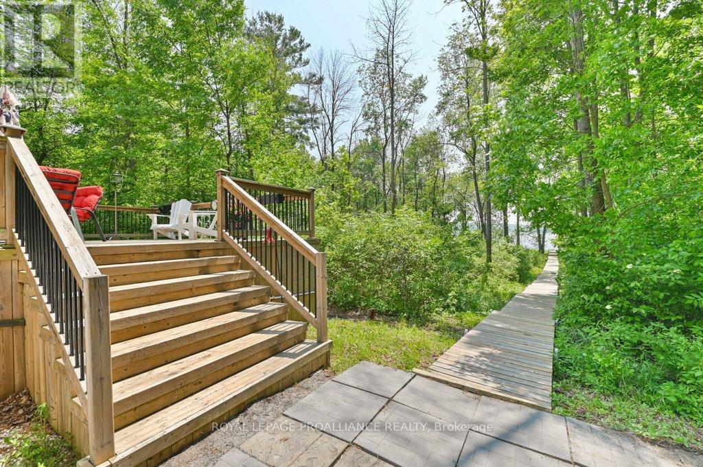 












5 QUAIL RIDGE LANE

,
Centre Hastings,




Ontario
K0K2K0

