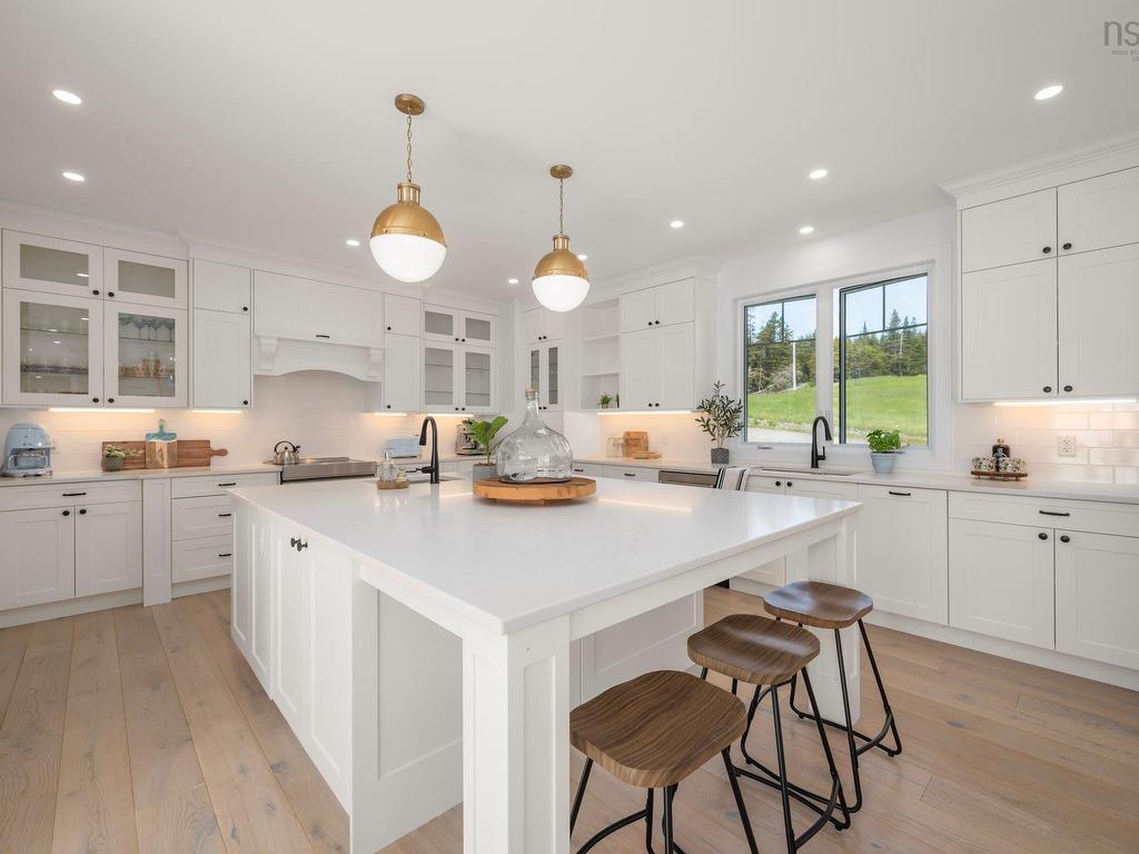 












210 Moss Close

,
Lawrencetown,




NS
B2Z 1S5

