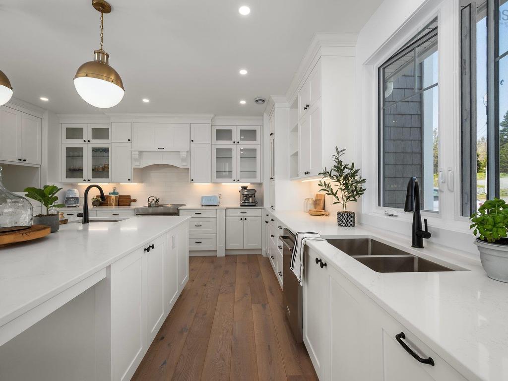 












210 Moss Close

,
Lawrencetown,




NS
B2Z 1S5

