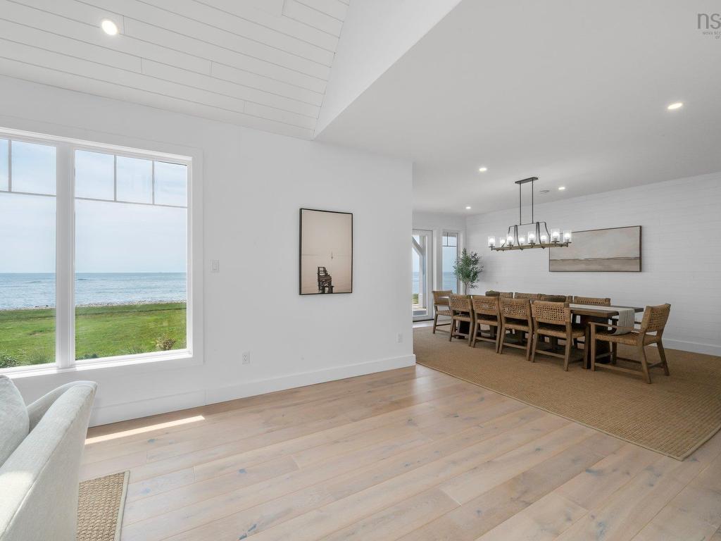 












210 Moss Close

,
Lawrencetown,




NS
B2Z 1S5

