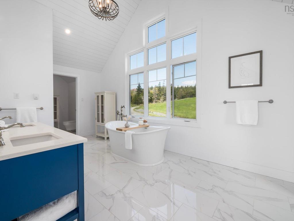 












210 Moss Close

,
Lawrencetown,




NS
B2Z 1S5

