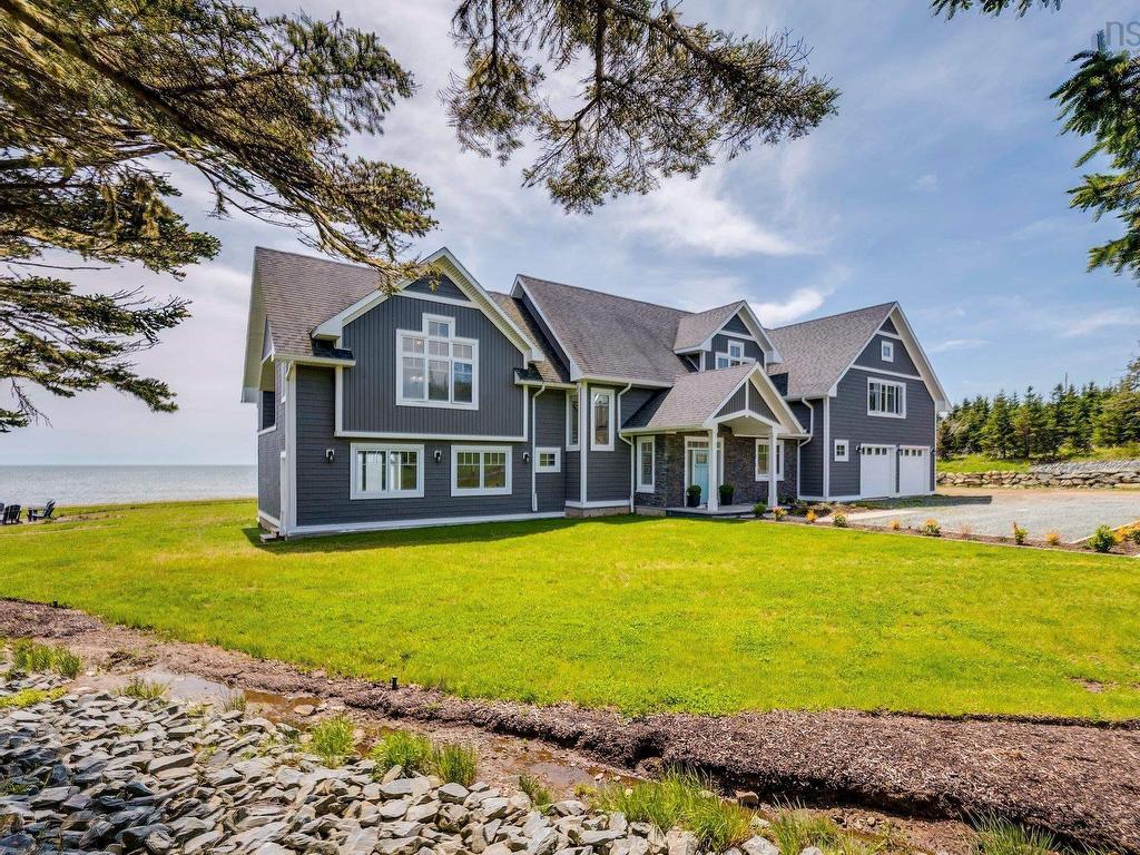 












210 Moss Close

,
Lawrencetown,




NS
B2Z 1S5


