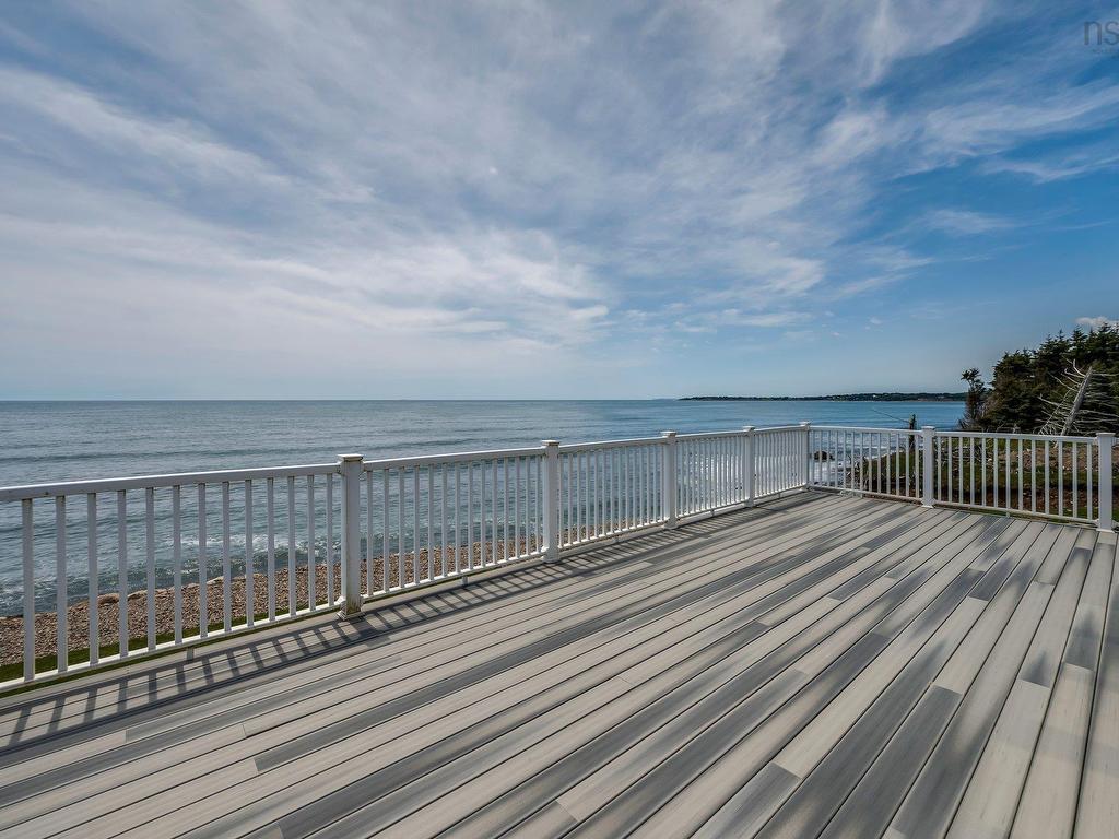 












210 Moss Close

,
Lawrencetown,




NS
B2Z 1S5

