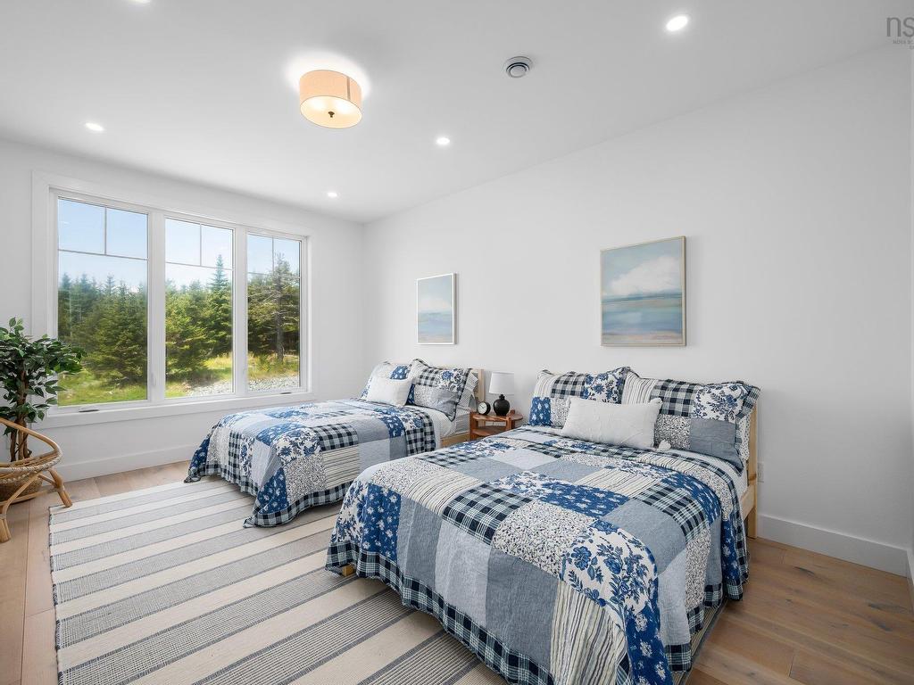 












210 Moss Close

,
Lawrencetown,




NS
B2Z 1S5

