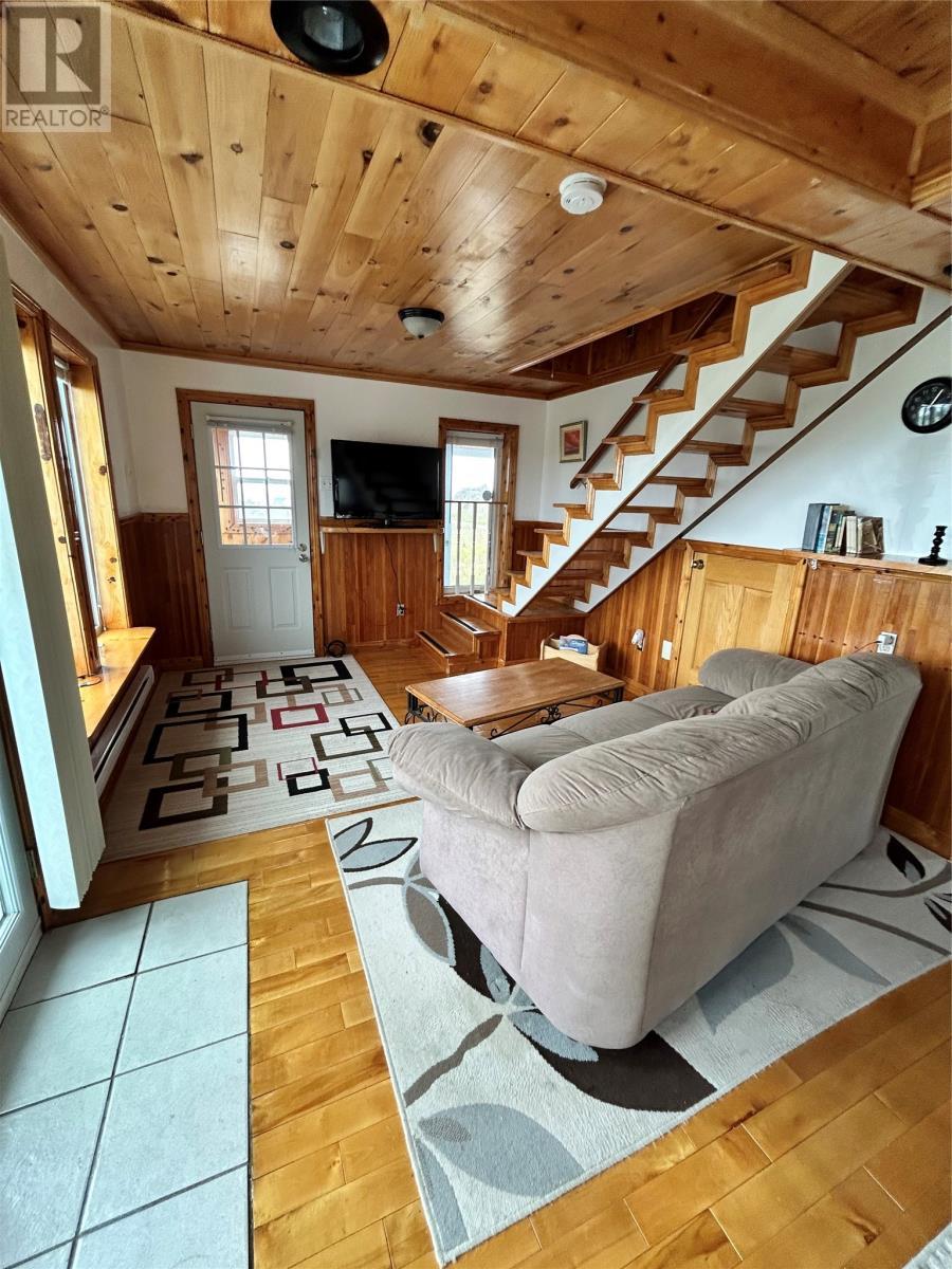 












27 Lighthouse Road

,
Cape Ray,




Newfoundland & Labrador
A0N1C0

