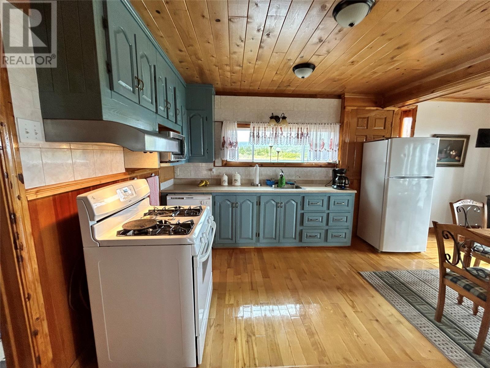 












27 Lighthouse Road

,
Cape Ray,




Newfoundland & Labrador
A0N1C0


