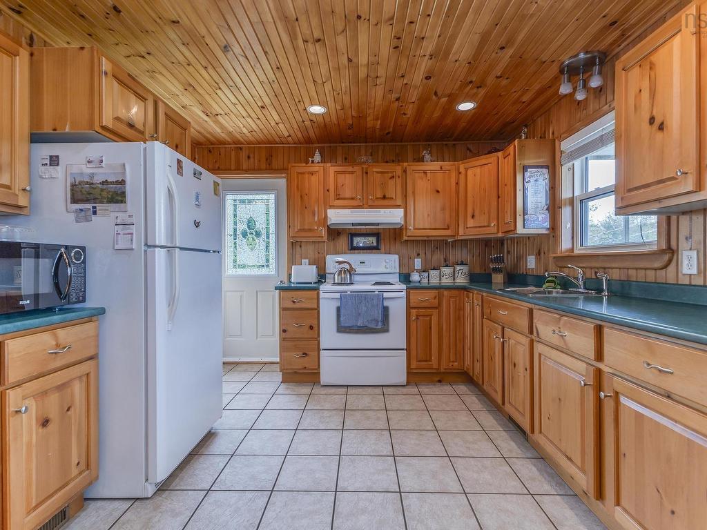 












154 OHIO EAST Road

,
Antigonish,




NS
B2G 2K8


