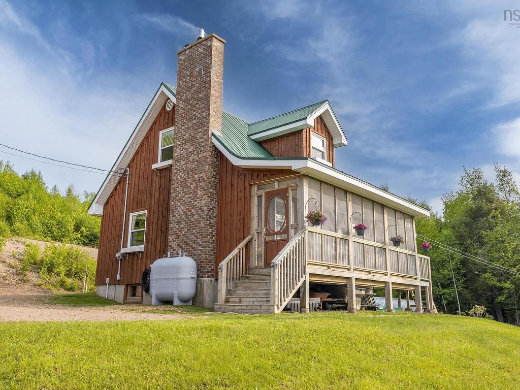 












154 OHIO EAST Road

,
Antigonish,




NS
B2G 2K8

