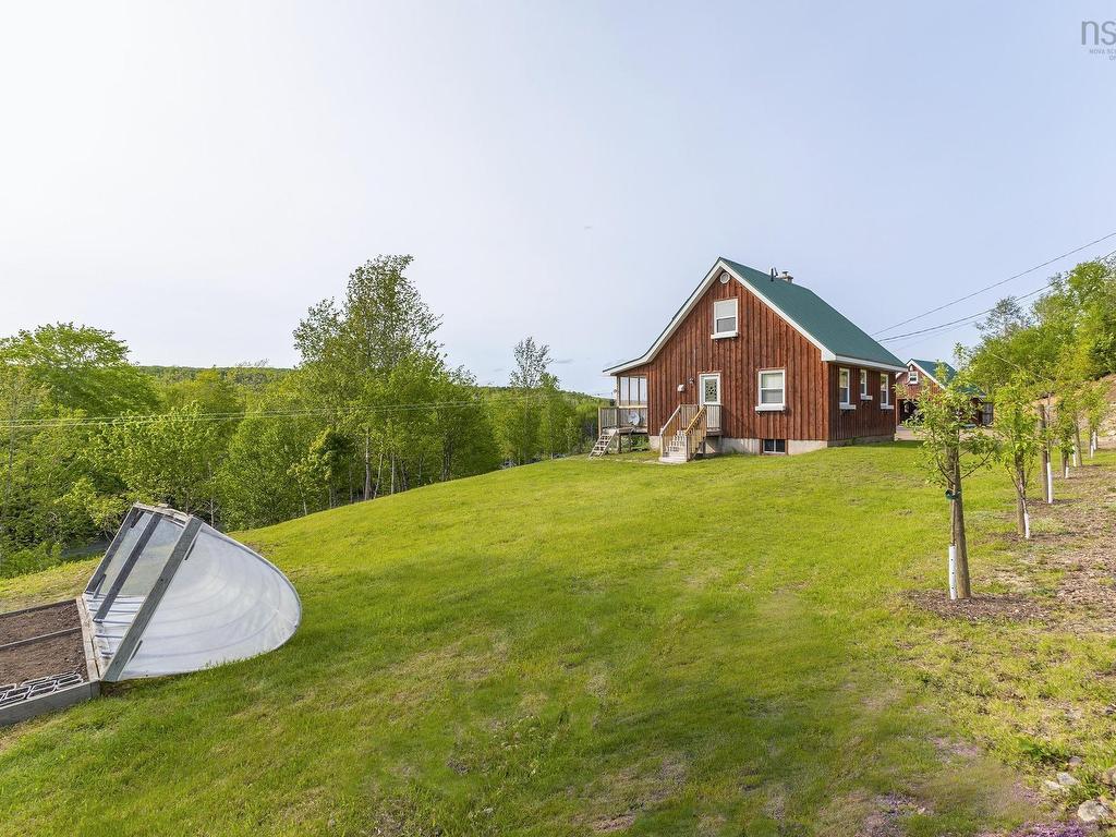 












154 OHIO EAST Road

,
Antigonish,




NS
B2G 2K8

