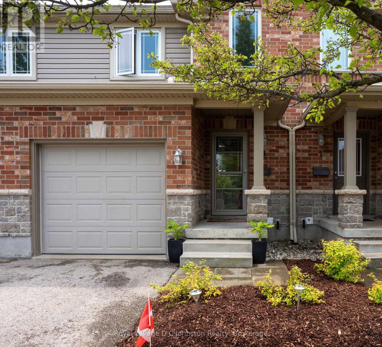 












3 - 409 JOSEPH STREET

,
Saugeen Shores,




Ontario
N0H2C2

