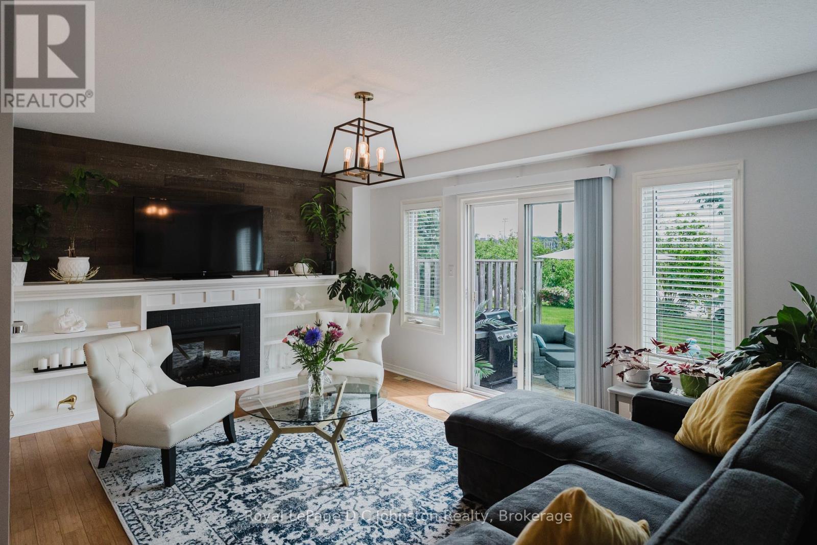 












3 - 409 JOSEPH STREET

,
Saugeen Shores,




Ontario
N0H2C2

