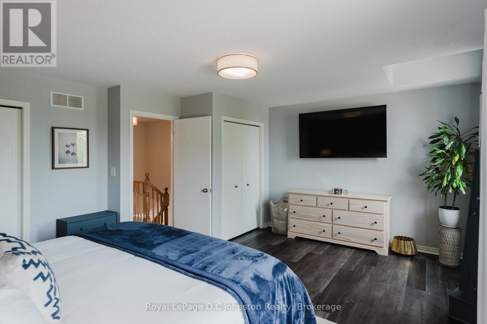 












3 - 409 JOSEPH STREET

,
Saugeen Shores,




Ontario
N0H2C2

