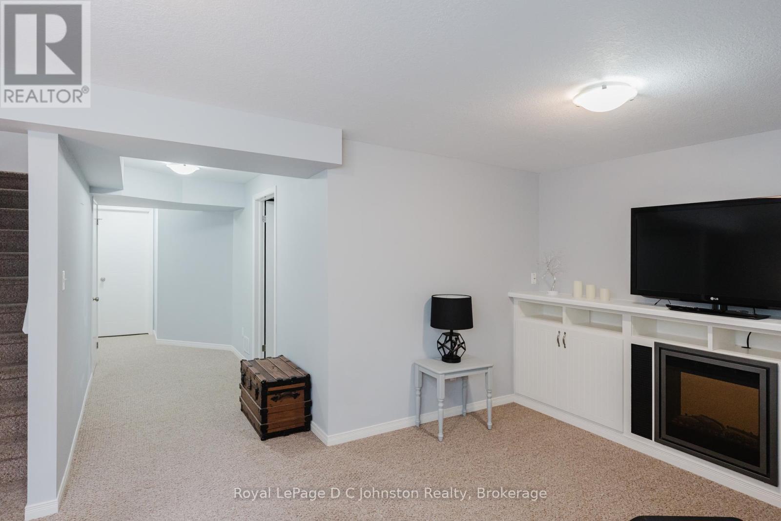 












3 - 409 JOSEPH STREET

,
Saugeen Shores,




Ontario
N0H2C2

