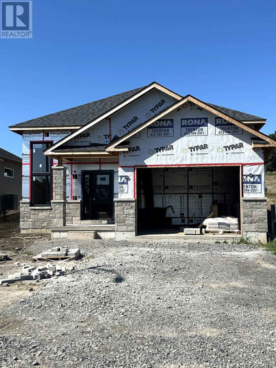 












18 CEDARWOOD STREET

,
Quinte West (Frankford Ward),




Ontario
K0K2C0

