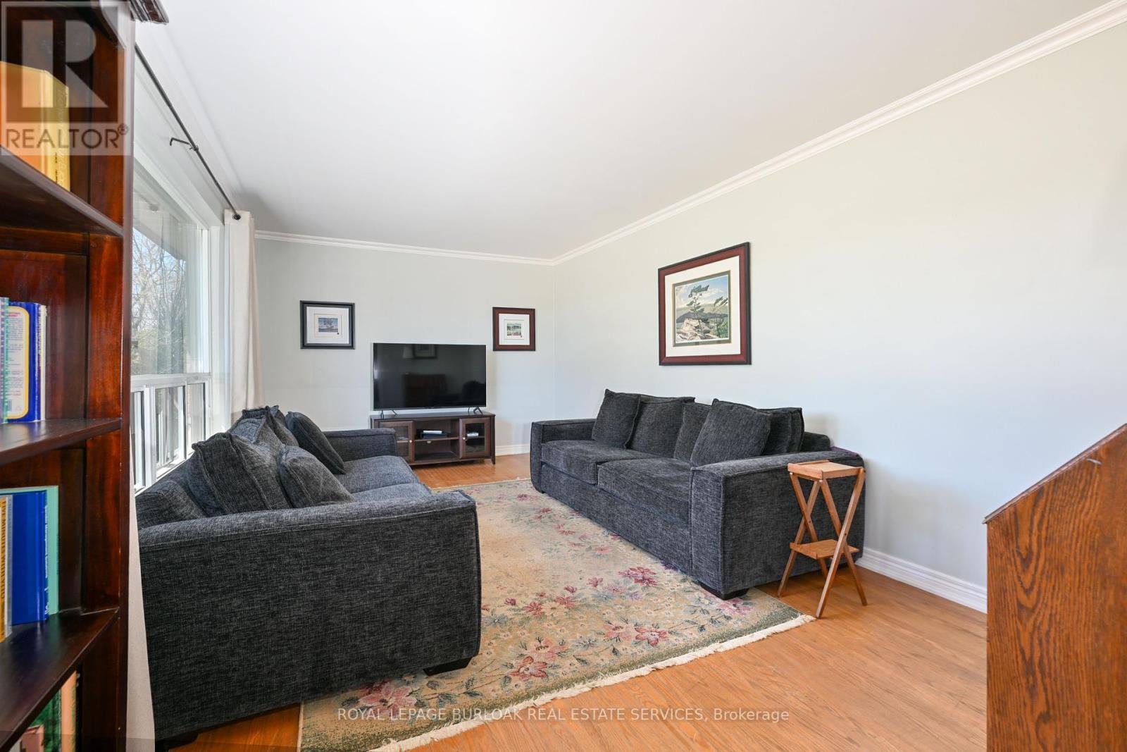 












419 HAMPTON HEATH ROAD

,
Burlington,




Ontario
L7L4R3

