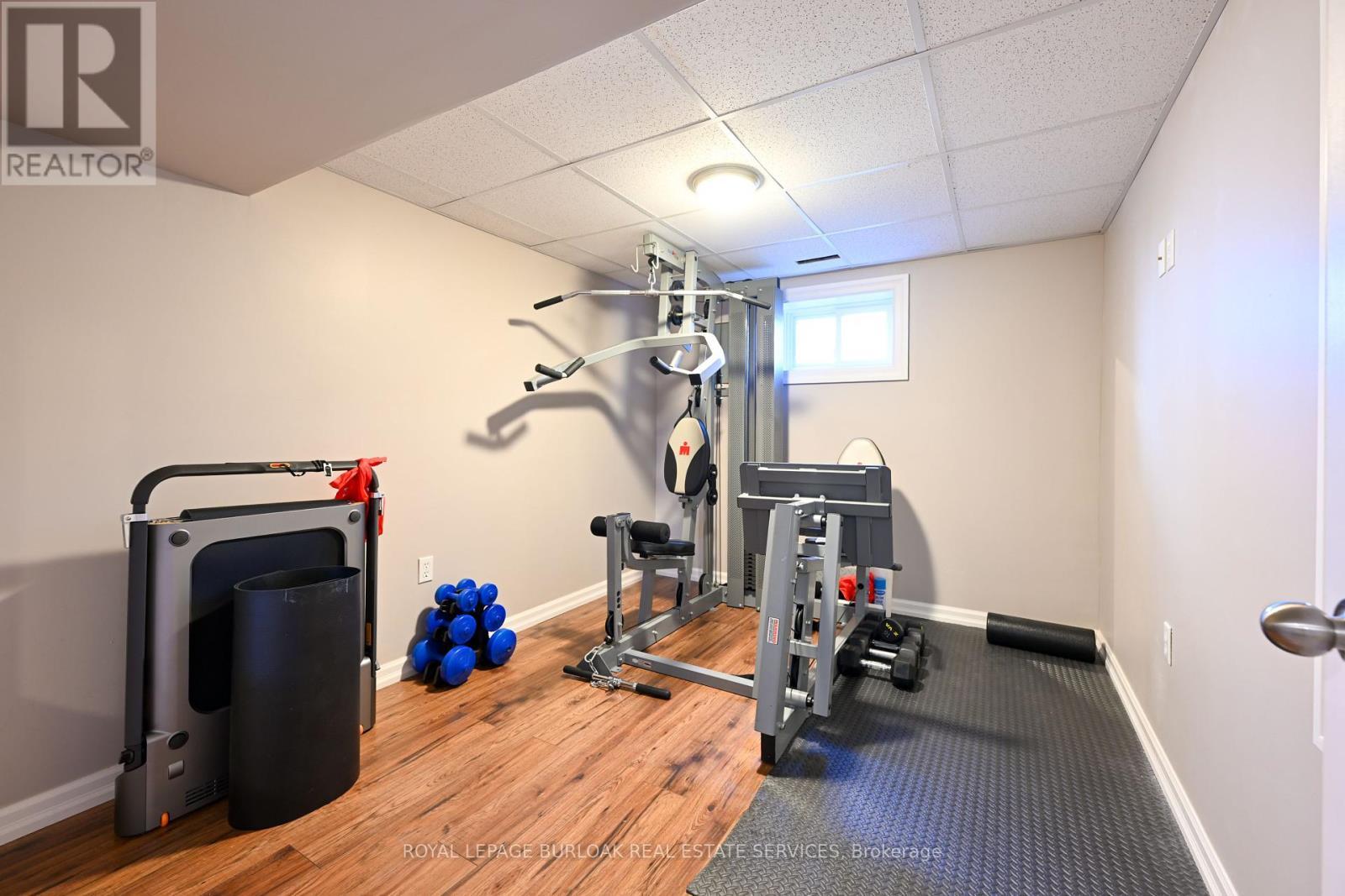 












419 HAMPTON HEATH ROAD

,
Burlington,




Ontario
L7L4R3

