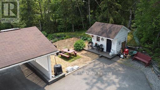 












6 LOWRY STREET

,
Temiskaming Shores (Haileybury),




Ontario
P0J1K0


