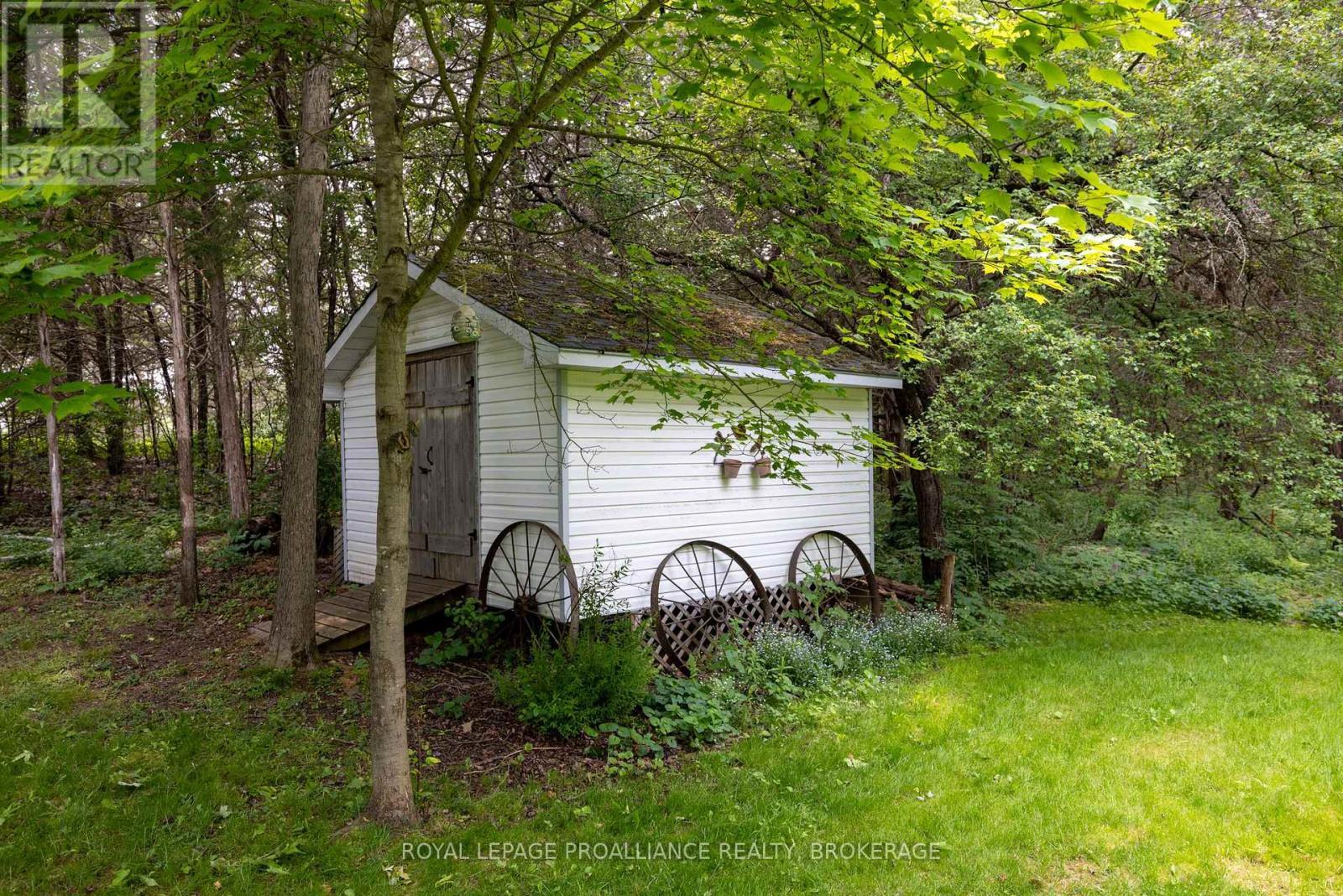 












1223 COUNTY ROAD 9

,
Greater Napanee (Greater Napanee),




Ontario
K7R3K8

