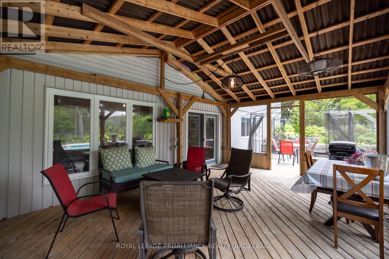 












1223 COUNTY ROAD 9

,
Greater Napanee (Greater Napanee),




Ontario
K7R3K8

